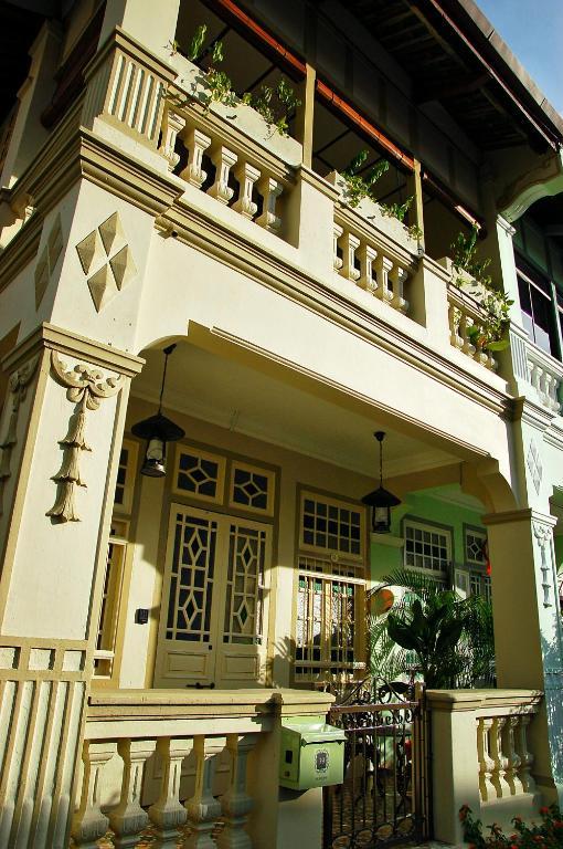 Palanquinn Heritage Suites George Town Room photo