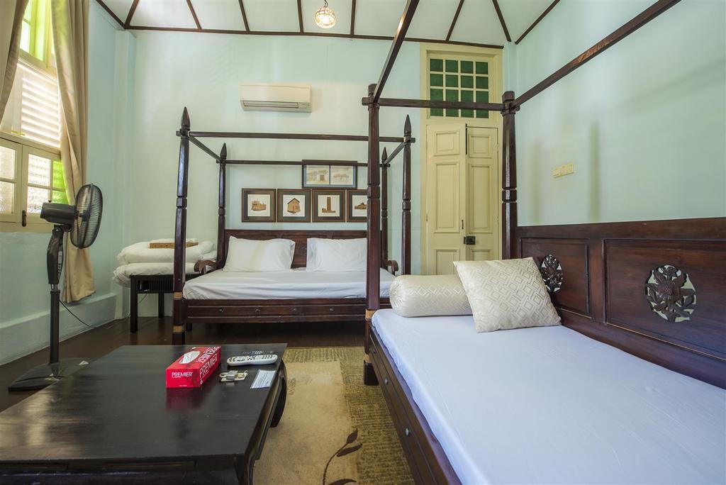 Palanquinn Heritage Suites George Town Exterior photo